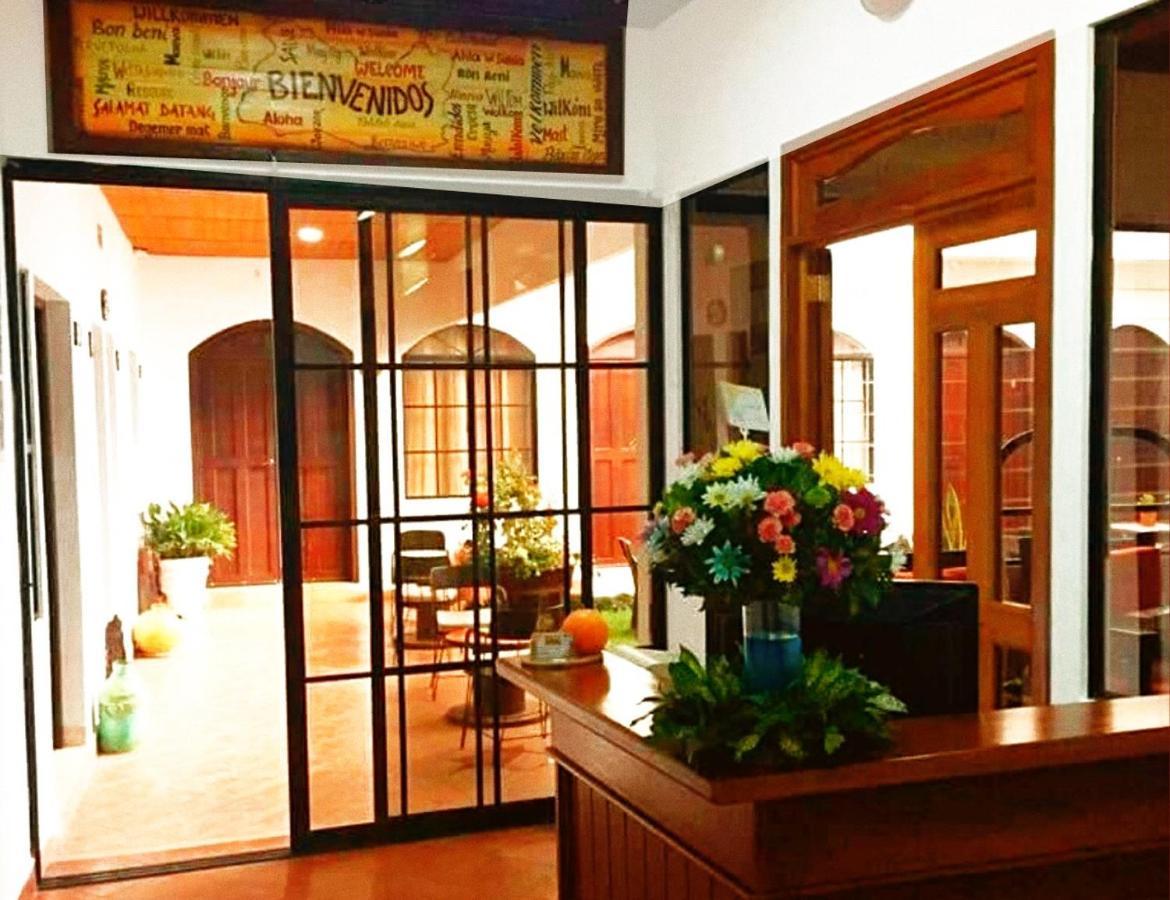 Hostal Las Puertas Santa Ana Exterior foto
